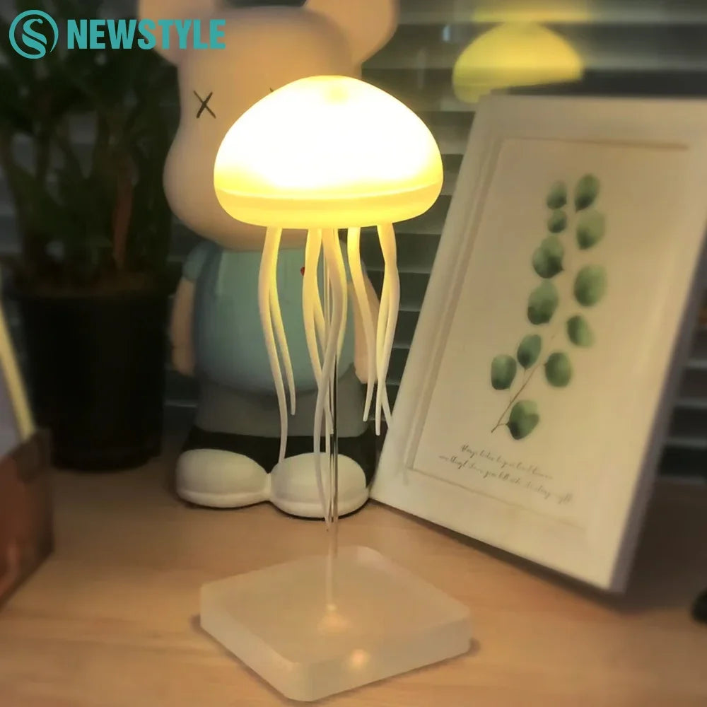 Jellyfish LED Night Light RGB Adjustable Color Active